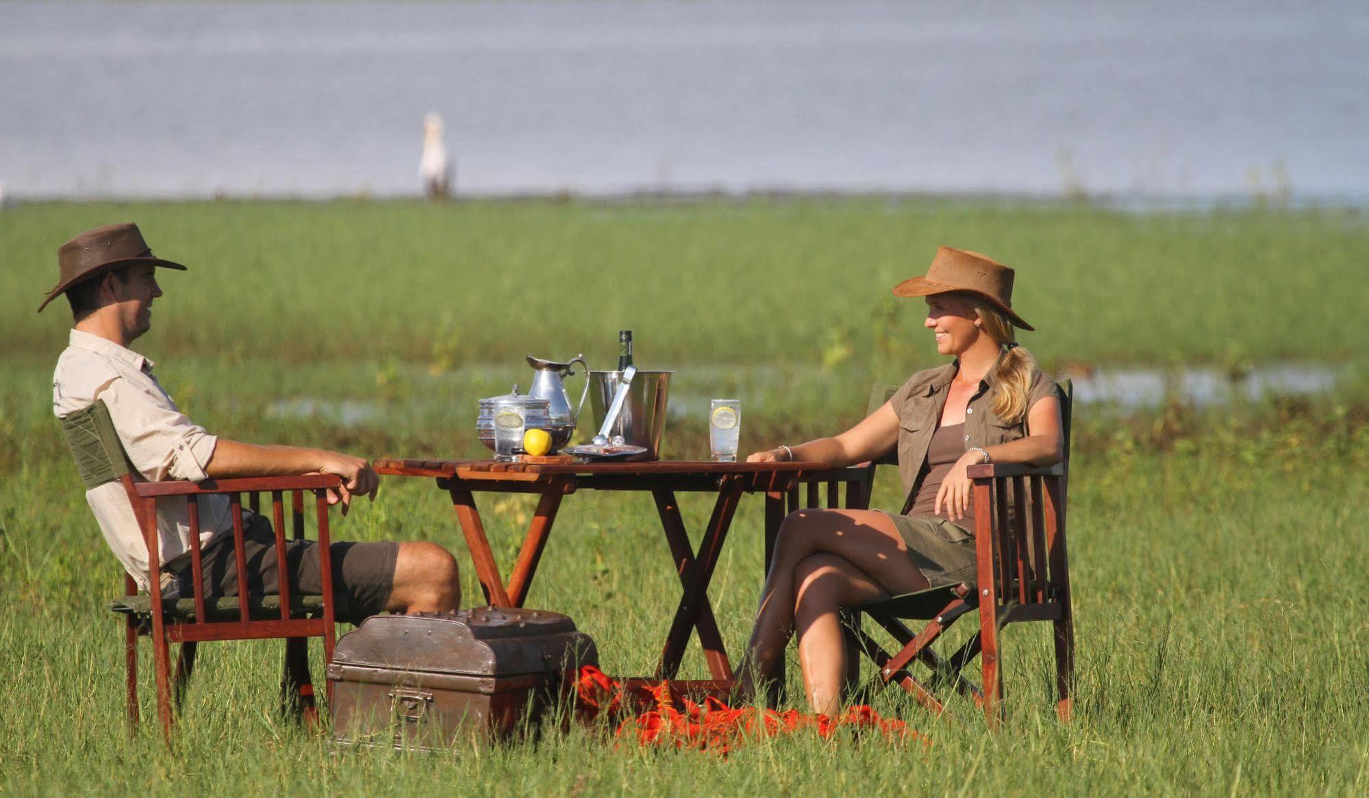 Changa Safari Camp Matusadona National Park Ngoại thất bức ảnh