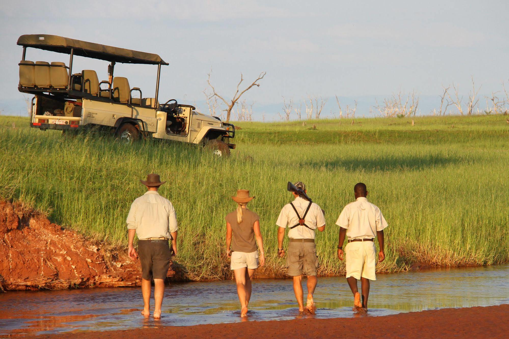 Changa Safari Camp Matusadona National Park Ngoại thất bức ảnh